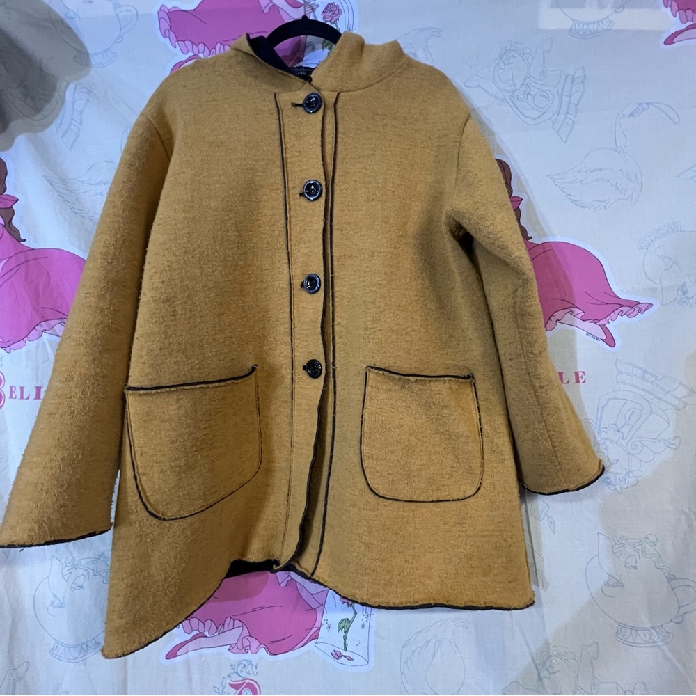 Bella Amore Coat - Picture 10 of 10